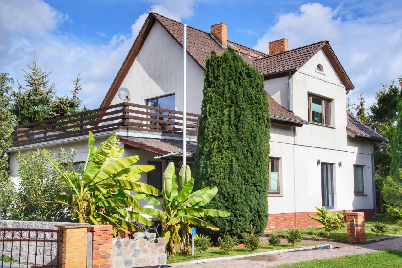 Ostseeferienhaus Oberes Apartment Monkebude ภายนอก รูปภาพ
